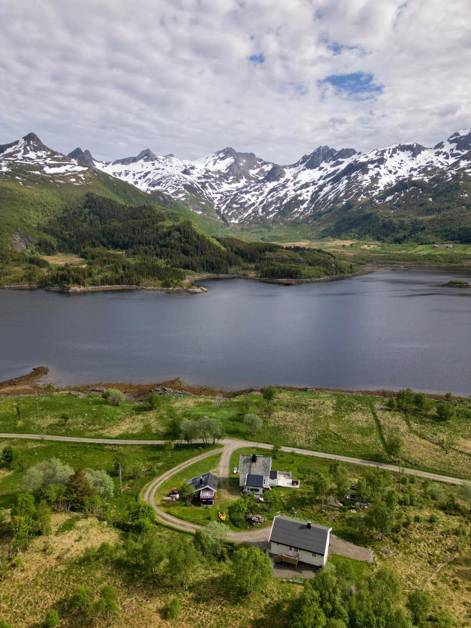The Little Red Cabin Lofoten Urda ภายนอก รูปภาพ