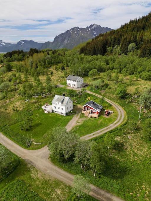 The Little Red Cabin Lofoten Urda ภายนอก รูปภาพ