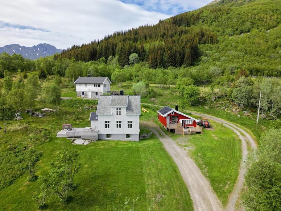 The Little Red Cabin Lofoten Urda ภายนอก รูปภาพ