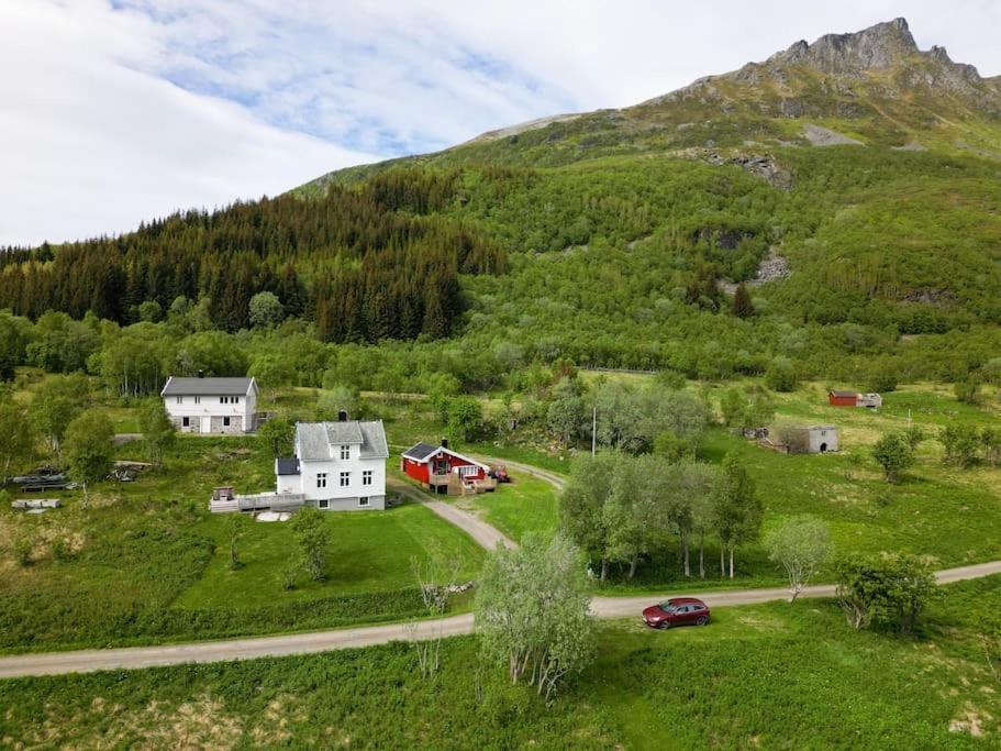 The Little Red Cabin Lofoten Urda ภายนอก รูปภาพ