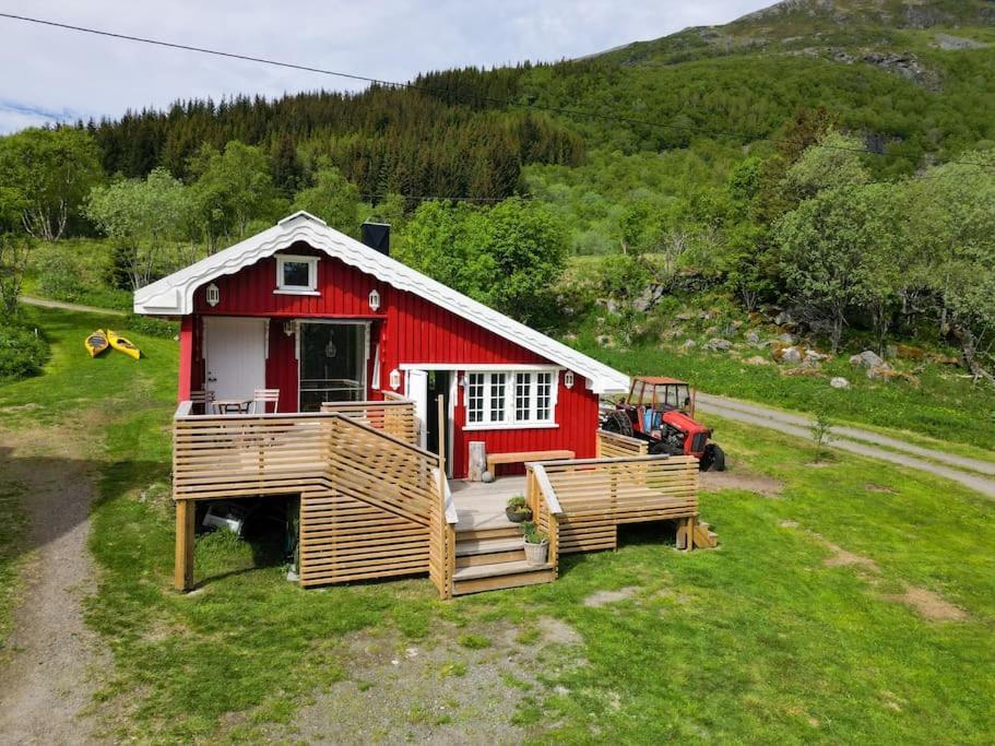 The Little Red Cabin Lofoten Urda ภายนอก รูปภาพ
